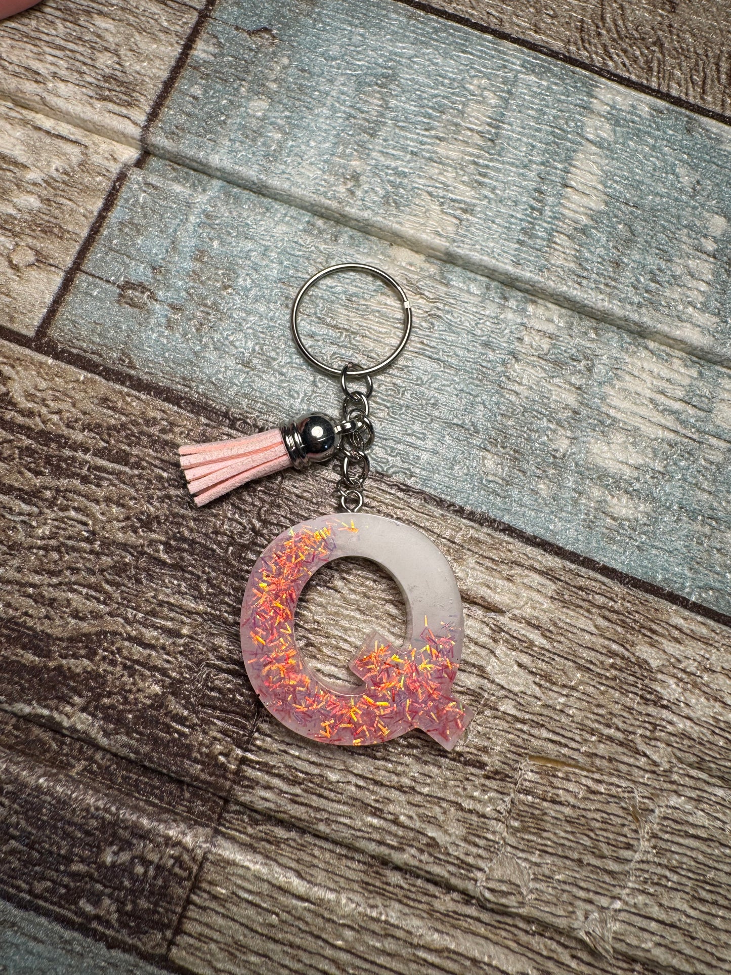 Porte-clés rose Q